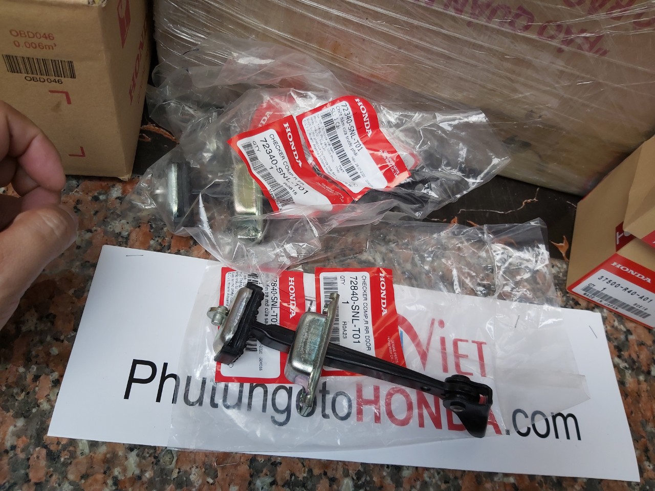 Thanh hạn chế cửa trước xe honda CIVIC